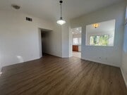 Photo - Beautiful upgraded 3 bedroom in Mission Grove!