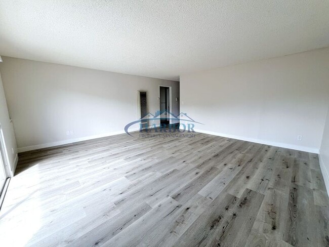 Photo - 2315 S Grand Ave