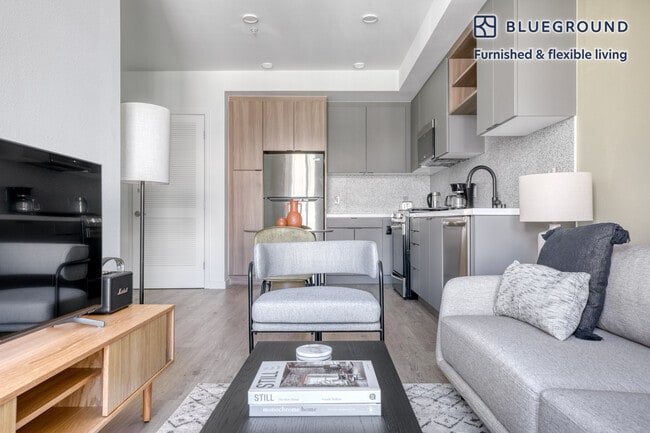 Photo - 310 Del Sol Dr Unit FL7-ID10