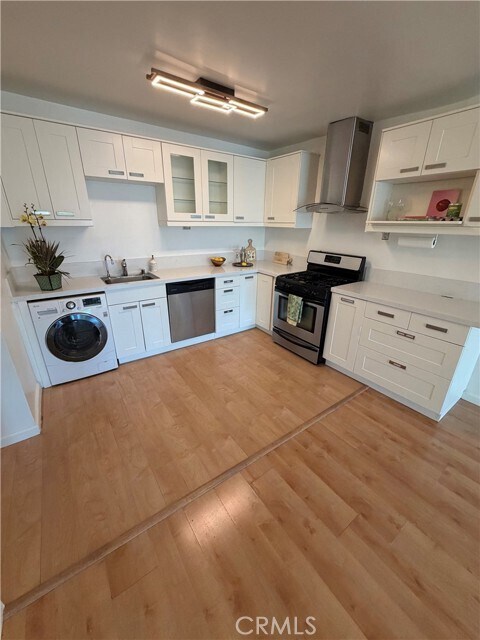 Photo - 5250 Zelzah Ave Unit 21A