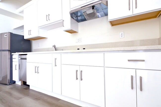 Photo - 1418 12th St