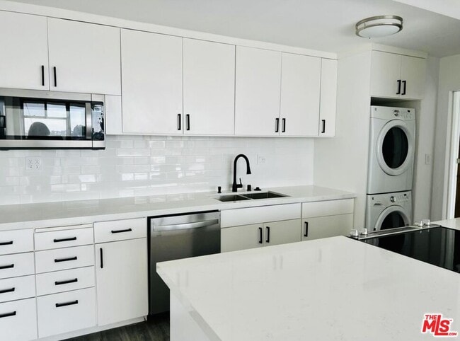 Building Photo - 5400 E The Toledo Unit 409