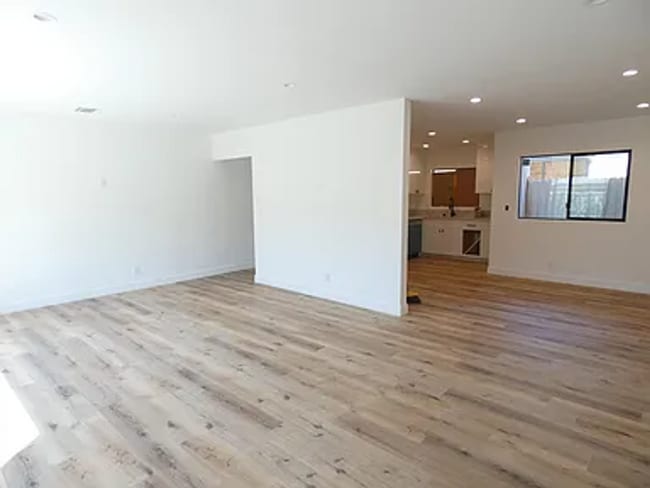 Building Photo - Luxury Four-Unit Estate Unit 1347 N. Stanley 1