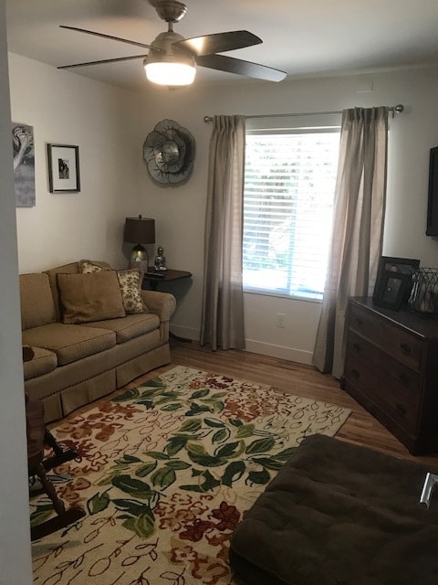 Photo - 3102 E Vanowen Ave