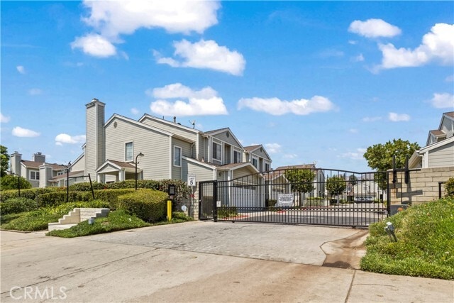 Photo - 14333 Tyler St Townhome