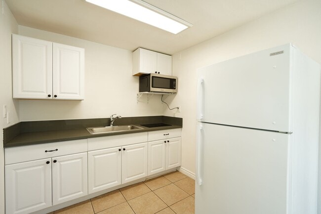 Photo - 1405 N Riverside Ave Unit 1405 North Riverside Avenue #2