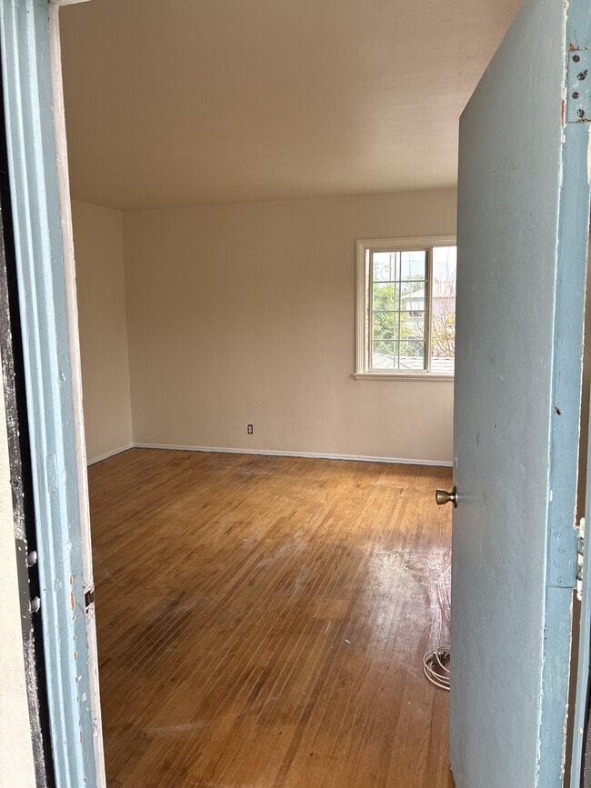 Photo - 335 N Florence St Unit 335