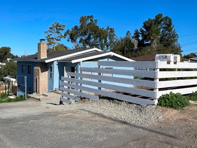 Building Photo - 1758-60 Klauber Ave Unit 1760 Back