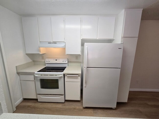 Photo - Beautifully Renovated Ground-Floor 2 Bedroom – Over 900 Sq. Ft.!
