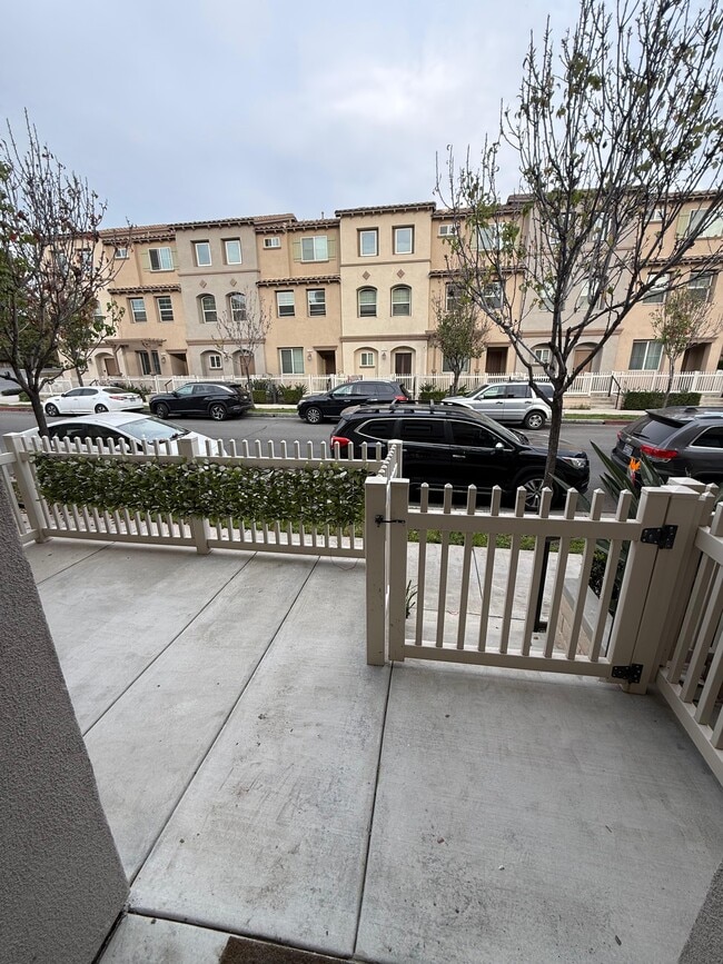 Photo - 335 N Fenimore Ave