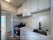 Photo - 426 W 9th St