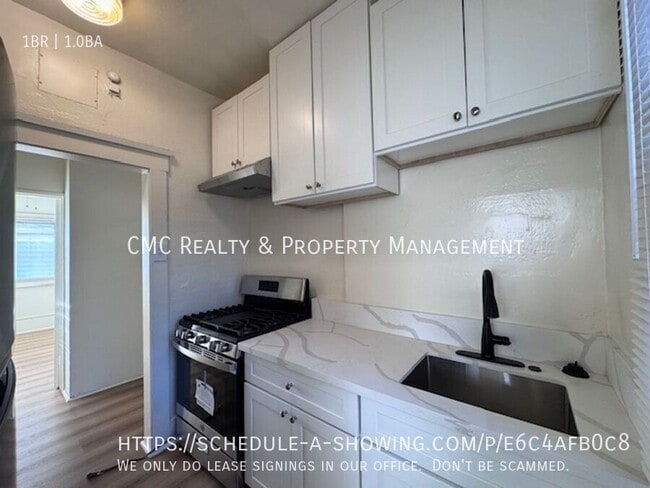 Photo - 426 W 9th St