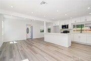 Photo - 11036 Scoville Ave