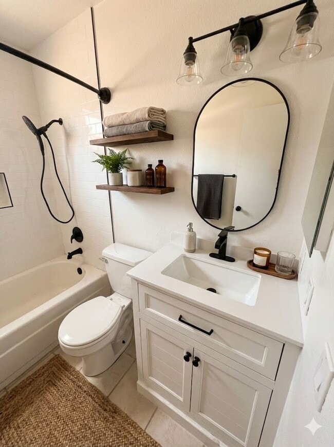 Photo - Upgraded Studio in Heart of San Diego - MOVE IN SPECIAL!