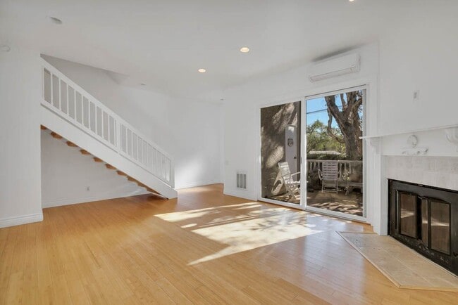 Photo - 28348 Rey De Copas Ln