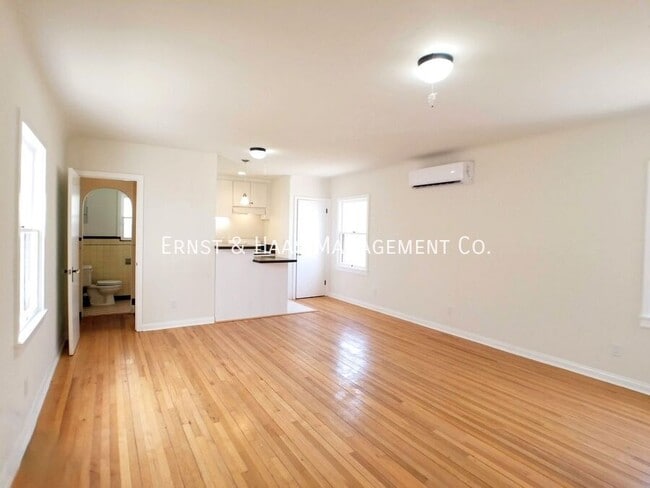 Building Photo - 6229 1/2 Cerritos Ave.- Rental