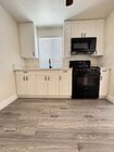 Photo - 2 Bedroom Bungalow in Simi Valley House