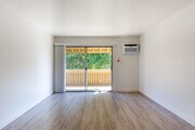 1BR, 1BA - 680 SF - The Arbors at Magnolia
