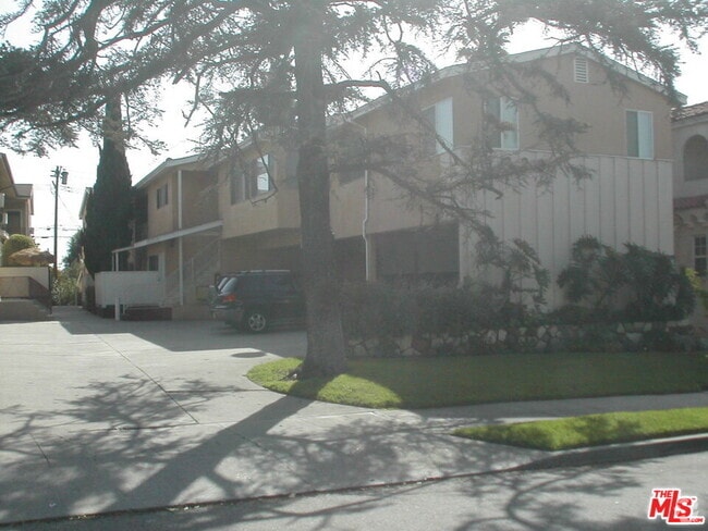 Building Photo - 1326 Ridgeley Dr Unit 6 Rental
