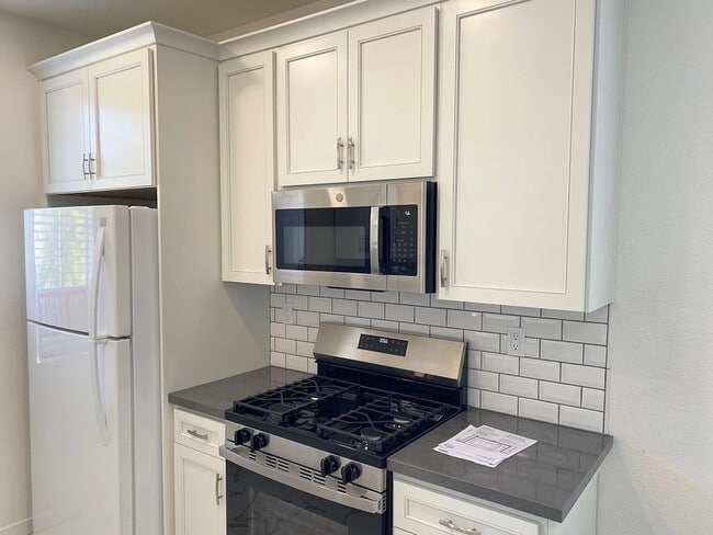 Photo - 10884 Sabre Hill Dr Unit 308