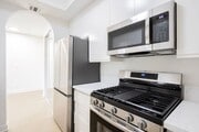 Photo - 1616 N Serrano Ave Unit 309