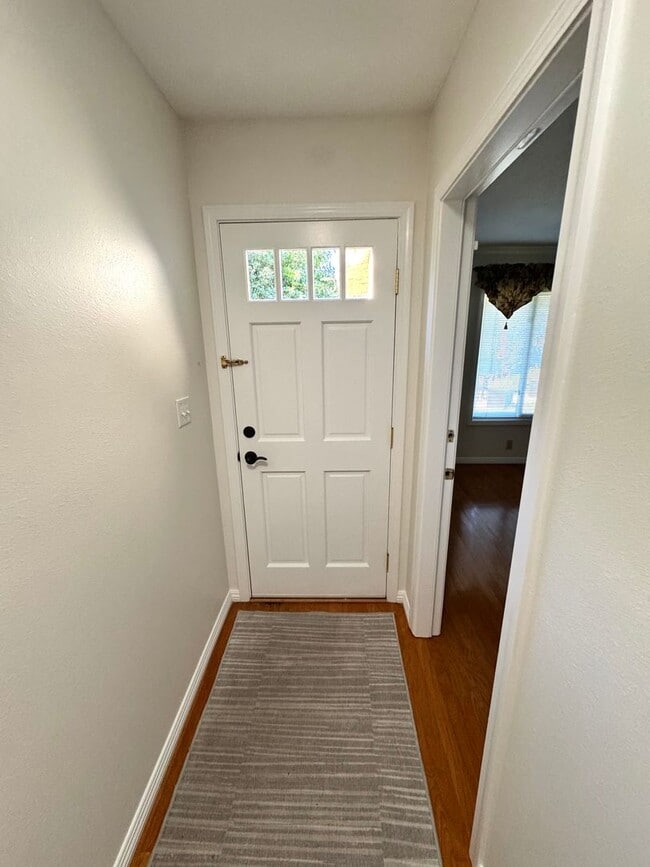 Building Photo - 244 Unit 244 Grandridge