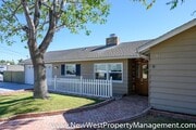 Photo - Beautiful La Mesa 4-Bedroom, Available Now... House