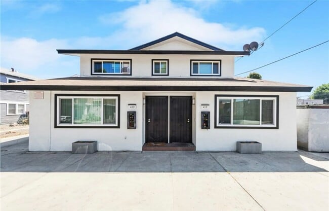 Building Photo - 418 Almond Ave Unit 418