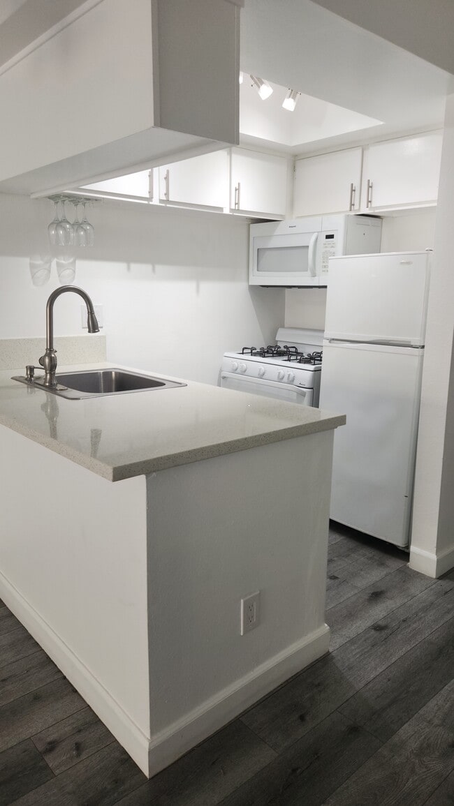 Photo - Canyon Crest Apartments