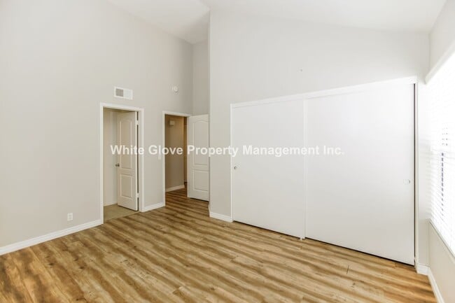 Photo - 2 Bedroom Townhome in Gated Irvine Community