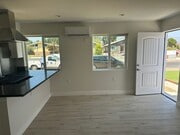 Large Windows - 16730 Septo St