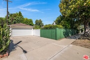 Photo - 1400 W Clark Ave