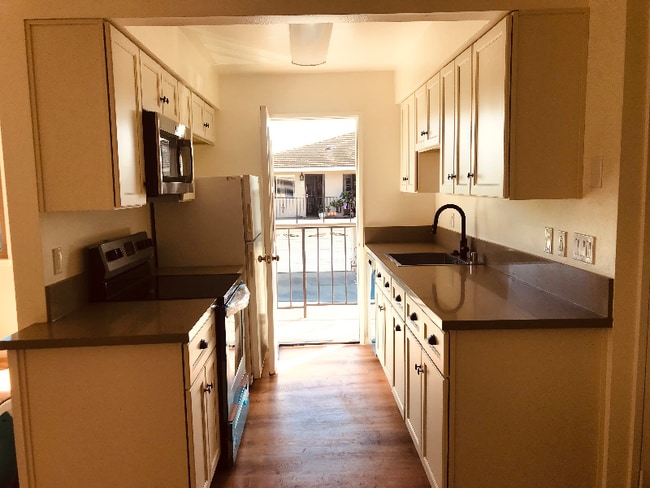 Photo - 5931 Birch St Unit 4