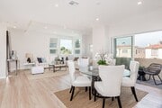 Photo - 6072 Pickford St