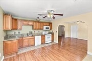 Photo - 6059 Essex St