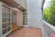 Photo - 824 Westmount Dr Unit 2