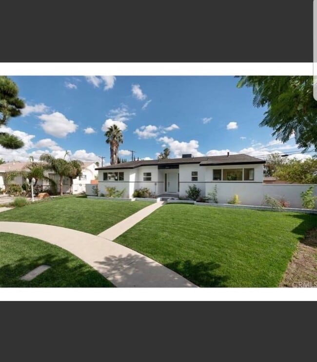 Photo - 12521 Wixom St