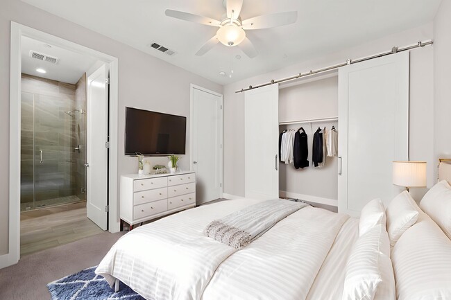 Photo - 4454 Paxton Pl