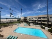 Photo - 325 E Surfside Dr