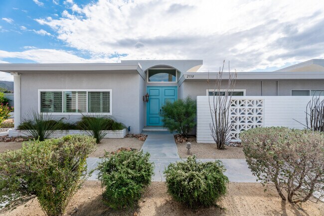 Photo - 2518 S Sierra Madre