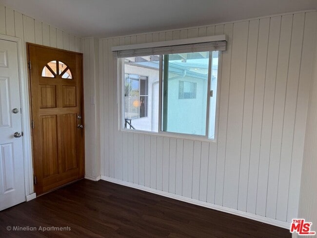 Photo - 1813 12th St Unit G