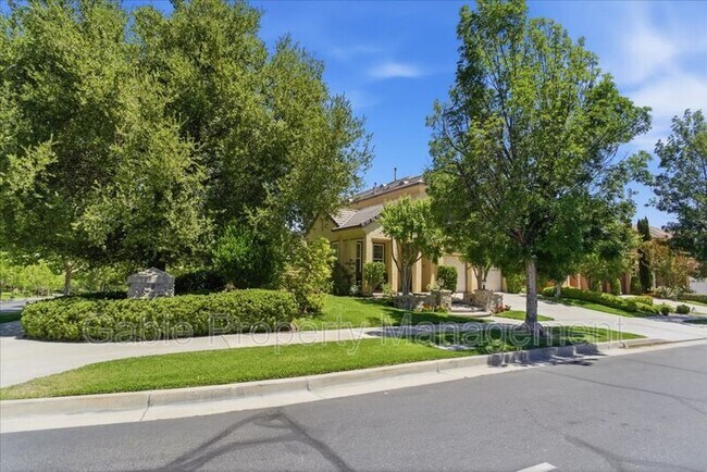Photo - 26882 Greenleaf Ct