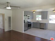 Photo - 833 N Kingsley Dr Unit 6