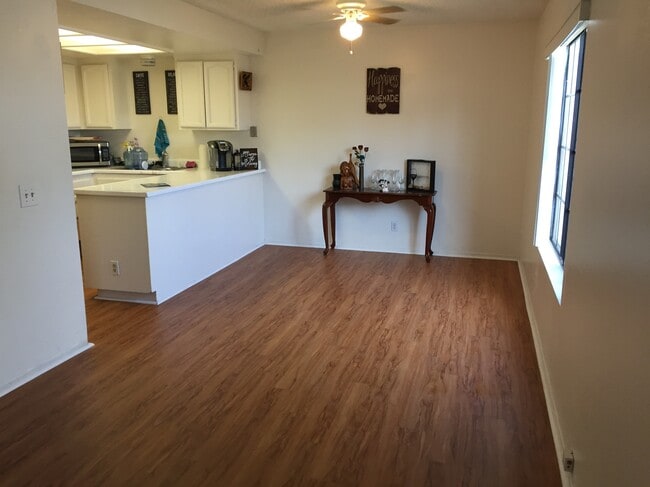 Photo - 602 Center St