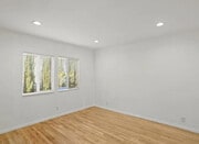 Photo - 300 W Hillsdale St