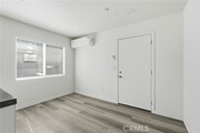 Photo - 702 Walnut St Unit 6