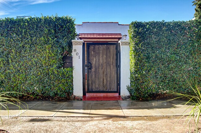 Entry from street - 801 N June St