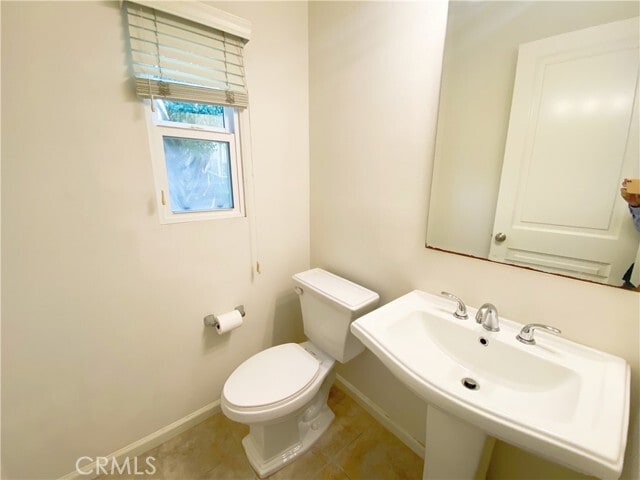 Photo - 111 Painted Trellis