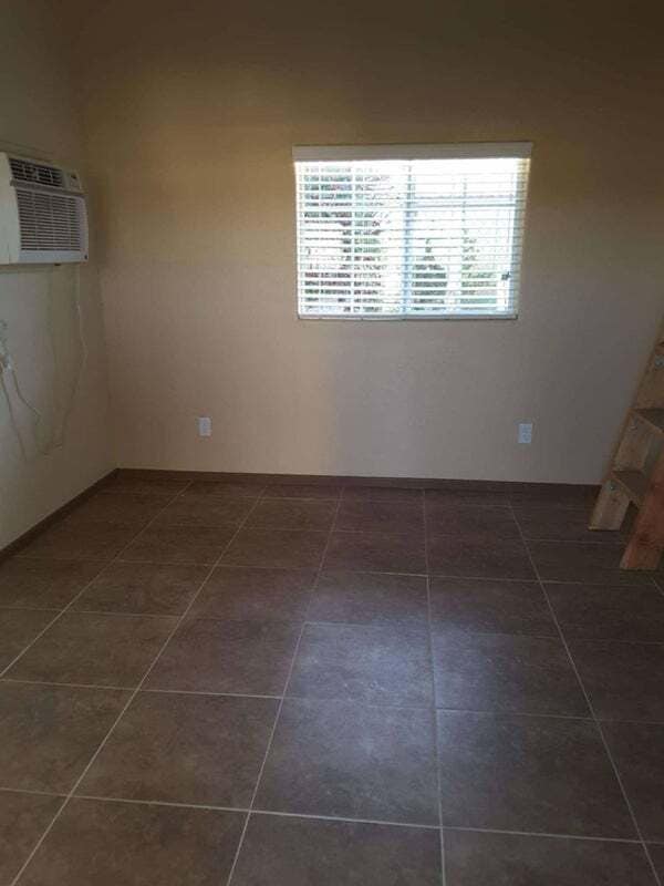 Photo - 911 Daugherty Rd