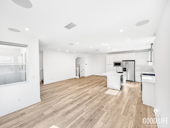 Photo - Beautiful 3BD/2.5BA W/ AC and Attached Gar...